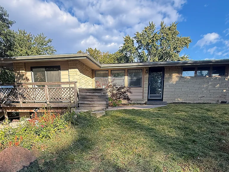 2126 Kessler Cir — Photo 19