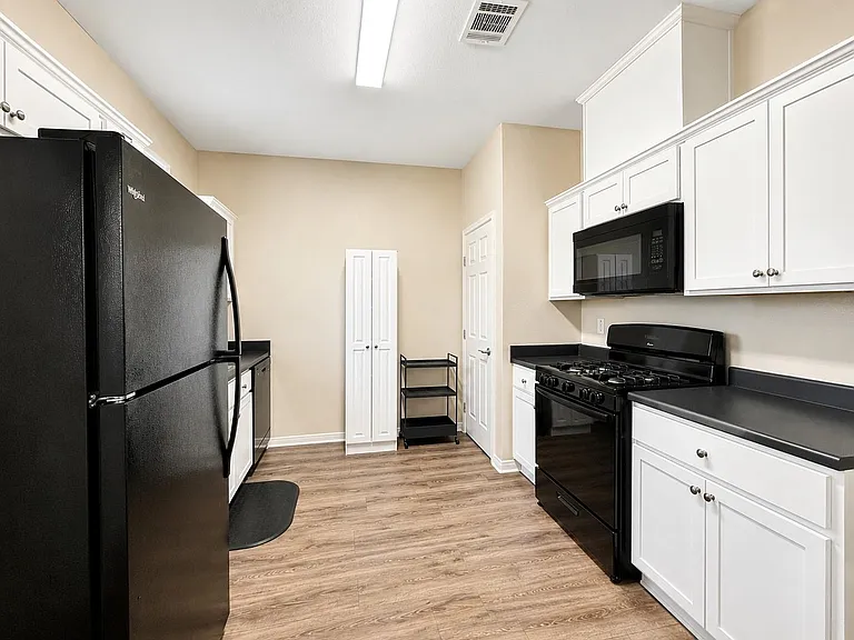 6606 E Crosstimbers St — Photo 8