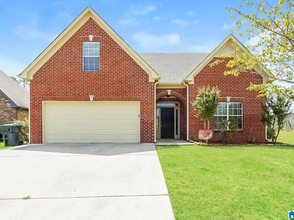 129 Waterford Highlands Trl, Calera, AL 35040