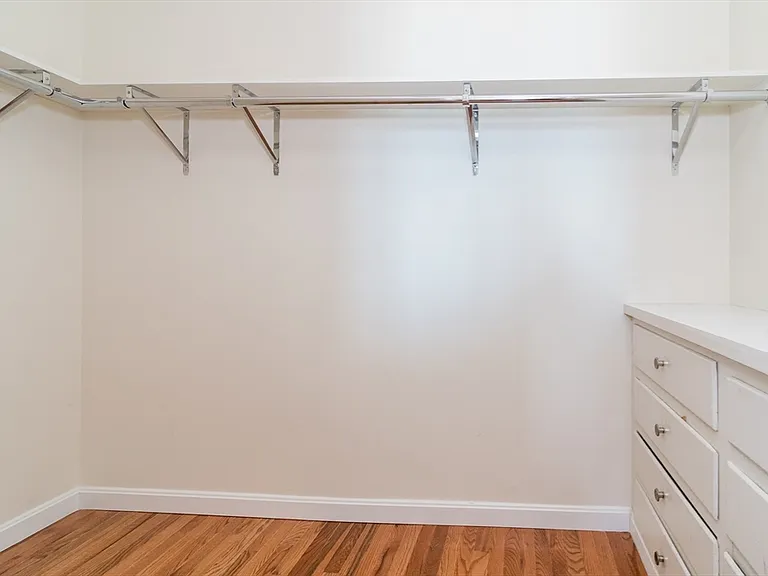 22 Oceanside Dr #22 — Photo 23