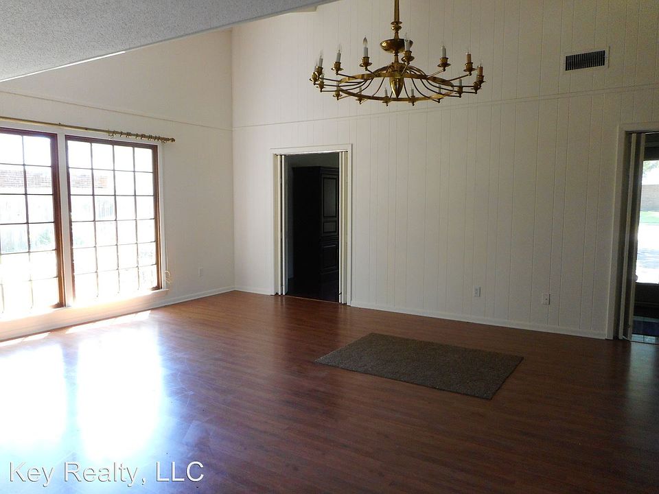 2nd image of 4418 Whitefield Blvd