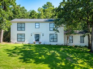227 Valley Club Cir, Little Rock, AR 72212