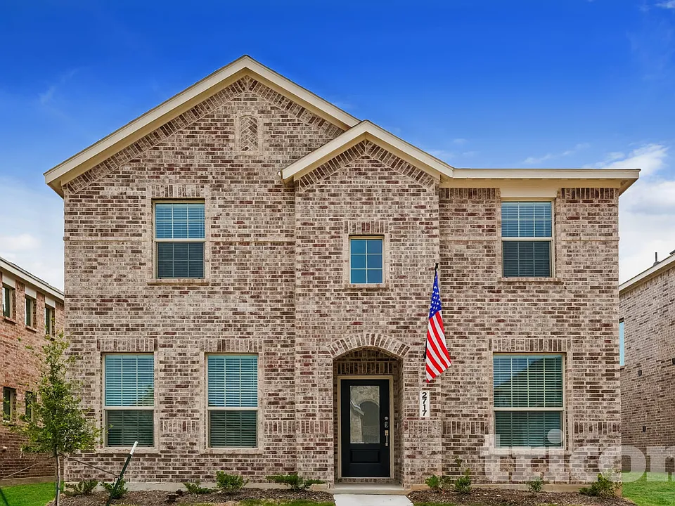 2717 Brushy Lake Dr