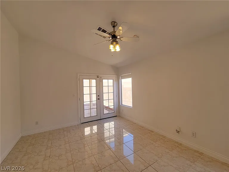 7445 Tumbling St — Photo 14
