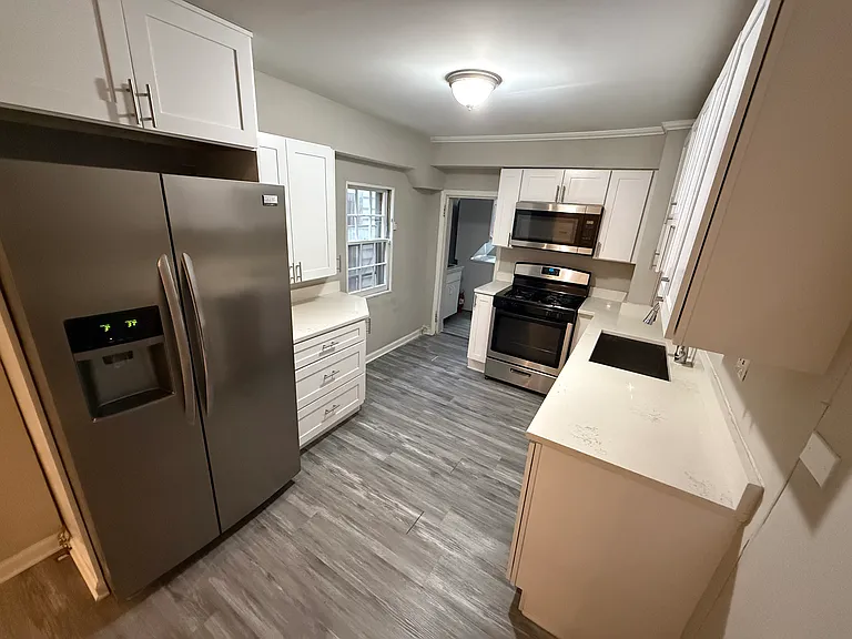 1525 William St — Photo 16