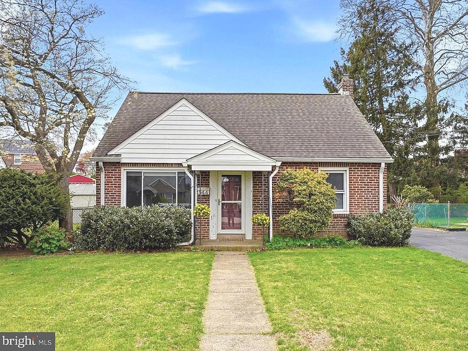 1st image of 544 Lawrence Rd