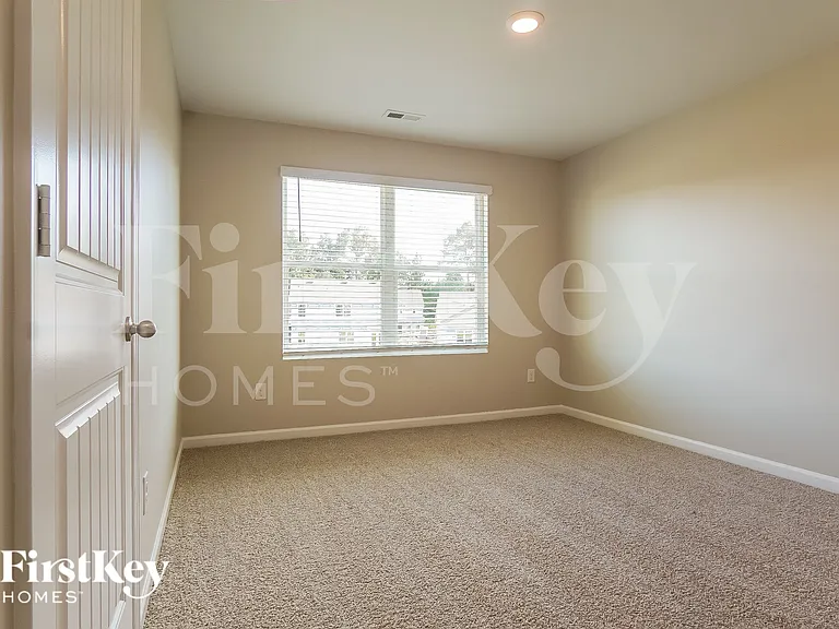 12572 Downing Dr — Photo 11