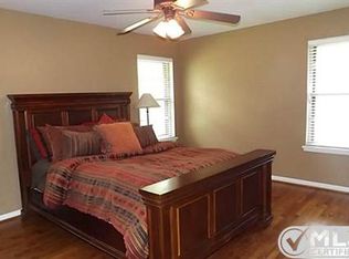 1411 W Tucker Blvd, Arlington, TX 76013