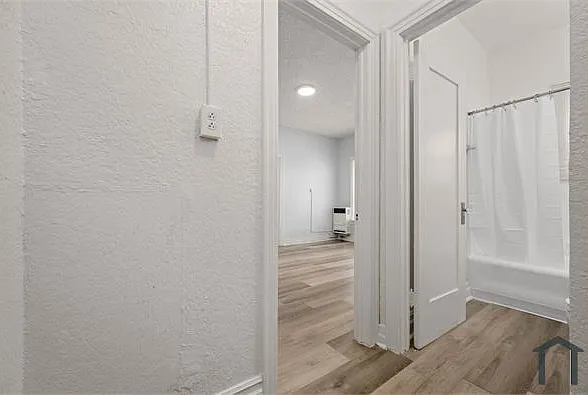 4144 W Adams Blvd #20 — Photo 9