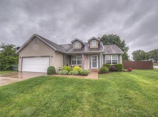 221 Derrick Dr, O Fallon, IL 62269