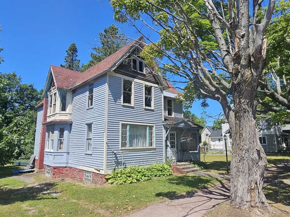 217 Tamarack St, Laurium, MI 49913