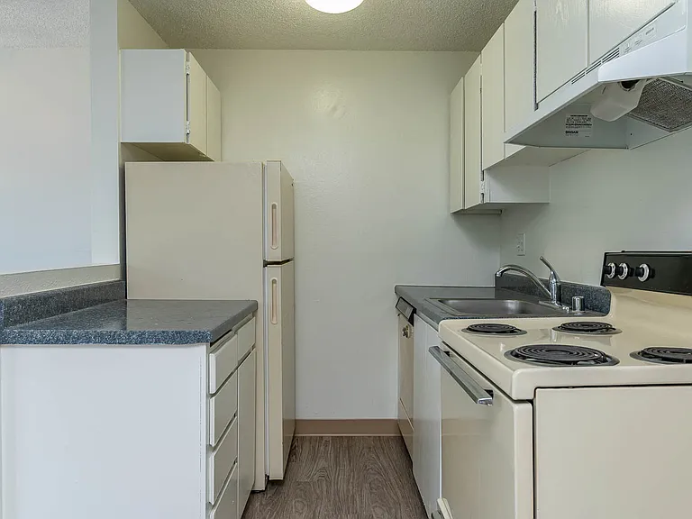 Sunset | Kitchen