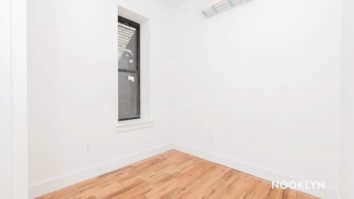 Rented by Nooklyn NYC LLC | media 29