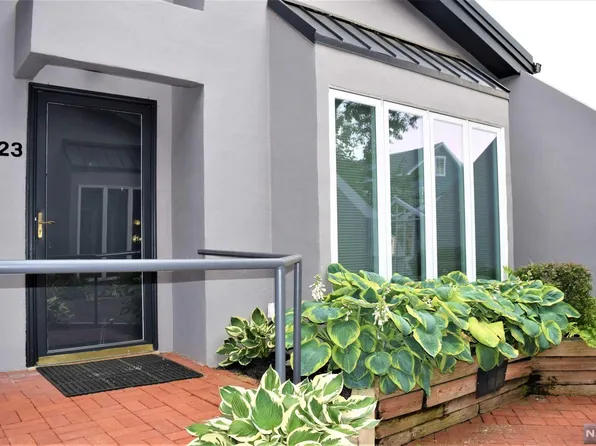 151 Liberty St APT 23, Little Ferry, NJ 07643