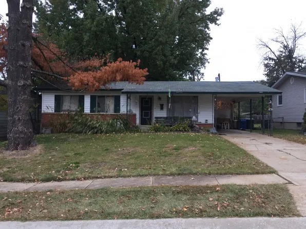 8425 Rena Ct, Hazelwood, MO 63042