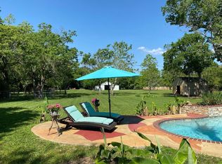 3817 Kellner Rd, Dickinson, TX 77539