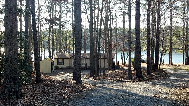 1st image of 261 Bradley Dr