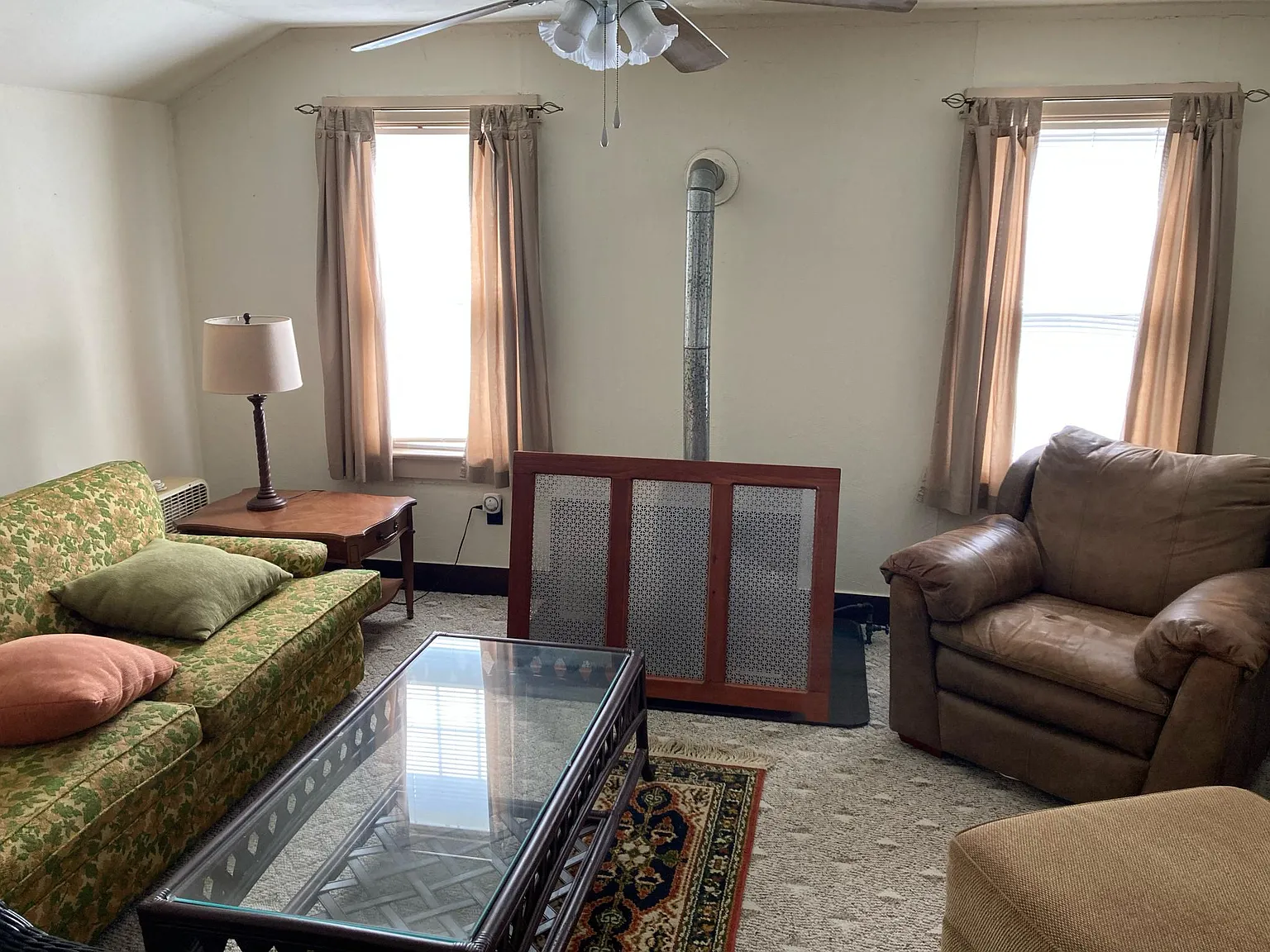 1 bed, 450 sqft, $1,000 — Photo 4