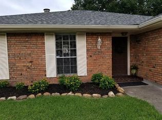 1008 Giuffrias Ave, Metairie, LA 70001