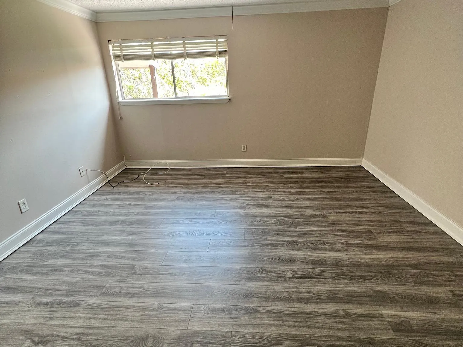 6334 Newtown Cir — Photo 4