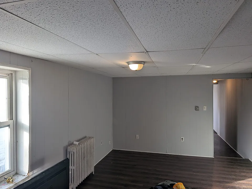 225 W Centre St #3