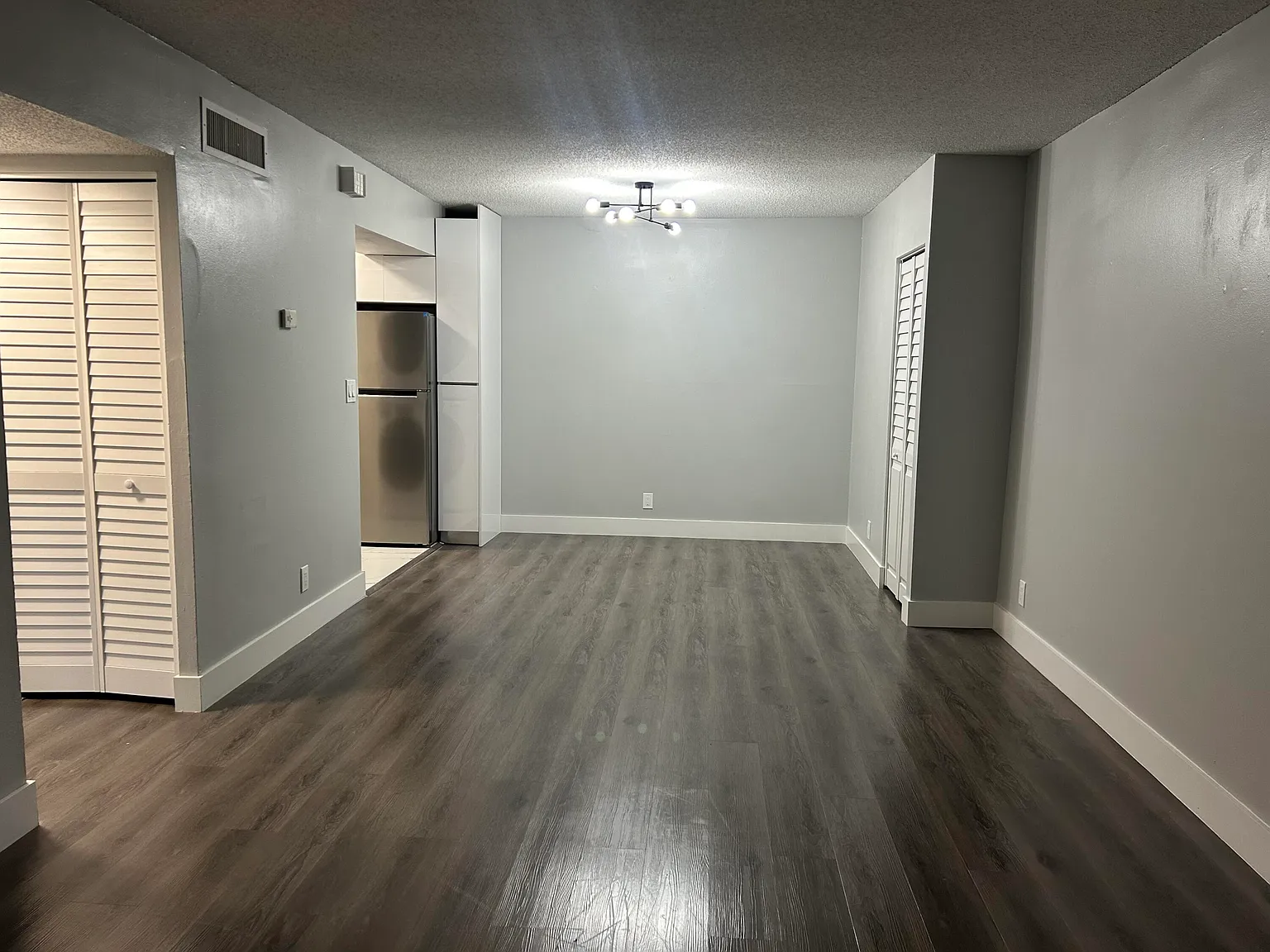 1 bed, 1.5 bath, $1,925 — Photo 4