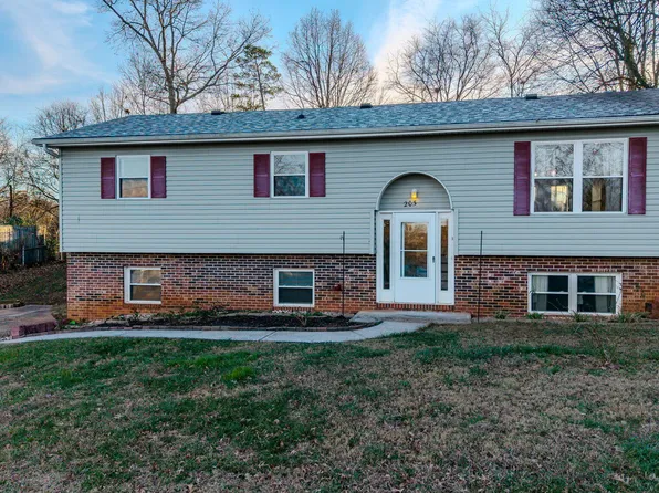 205 Blue Ridge Ln, Seymour, TN 37865