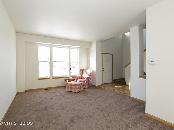 2nd image of 9874 Bedford Dr