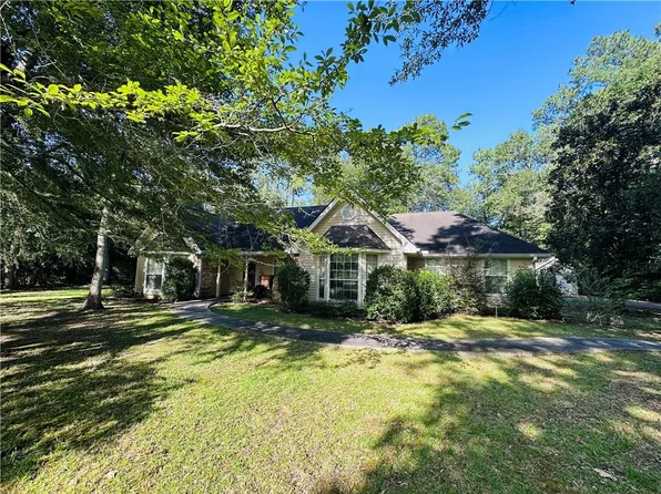 102 Ivy Dr, Covington, LA 70433