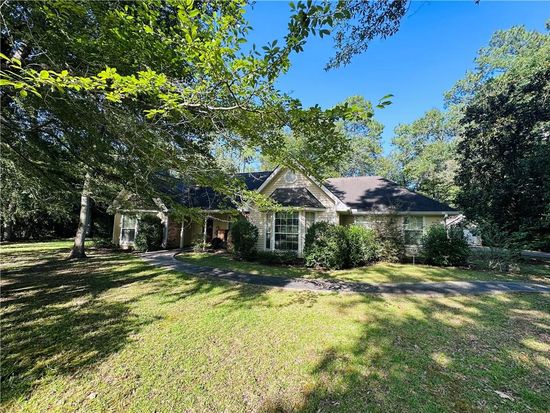 102 Ivy Dr, Covington, LA 70433