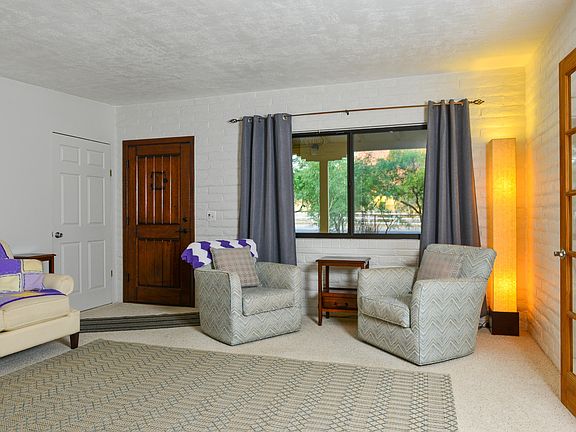 5th image of 9021 N Calle Loma Linda