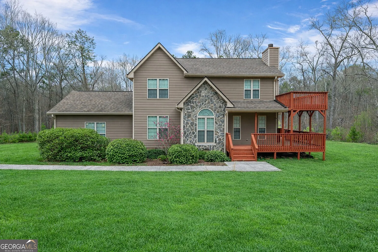 133 Harold Dr photo 1