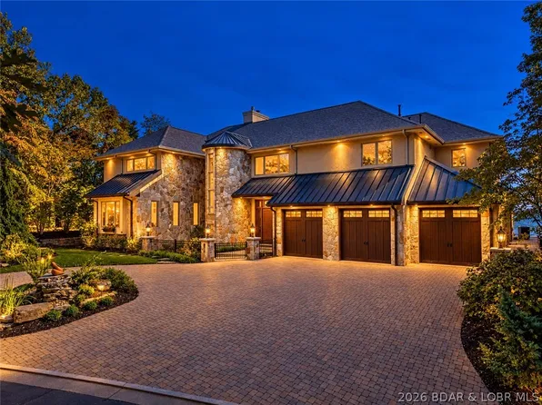 420 Cedar Crest Dr, Lake Ozark, MO 65049
