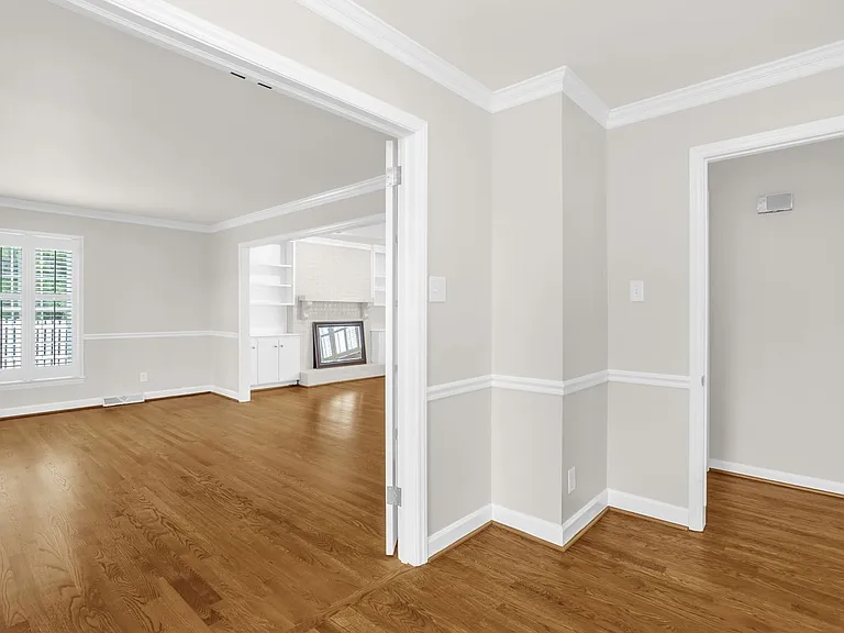 4205 Belvoir Dr — Photo 7