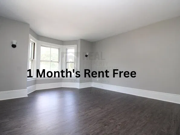 20 Pearl St Unit C, Dover, NH 03820