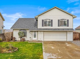 8908 W Canyon Ave, Kennewick, WA 99336