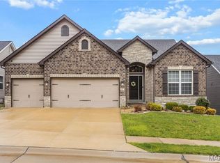 527 Amber Way Ct, Imperial, MO 63052