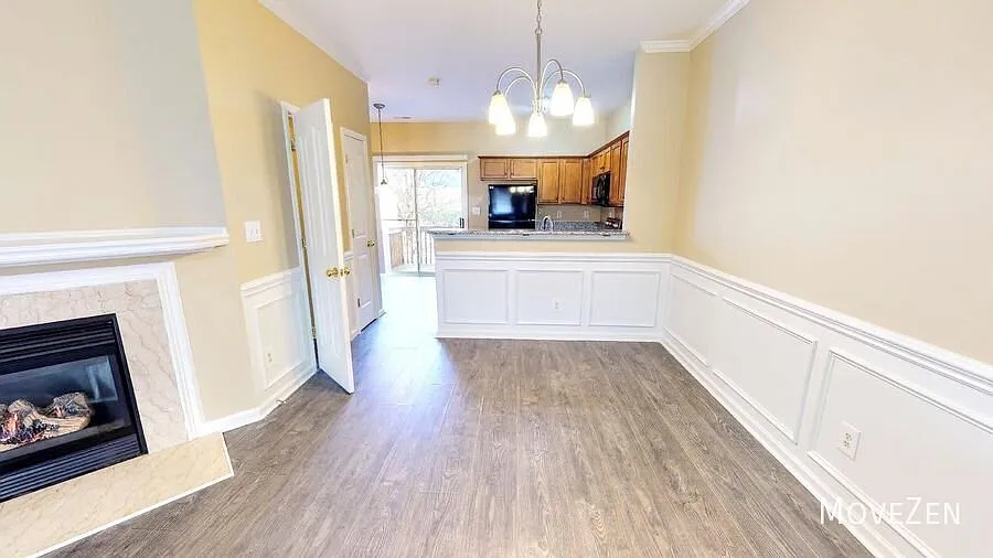 Move-In Special: $300 Credit Toward Move-In Costs! — Photo 3