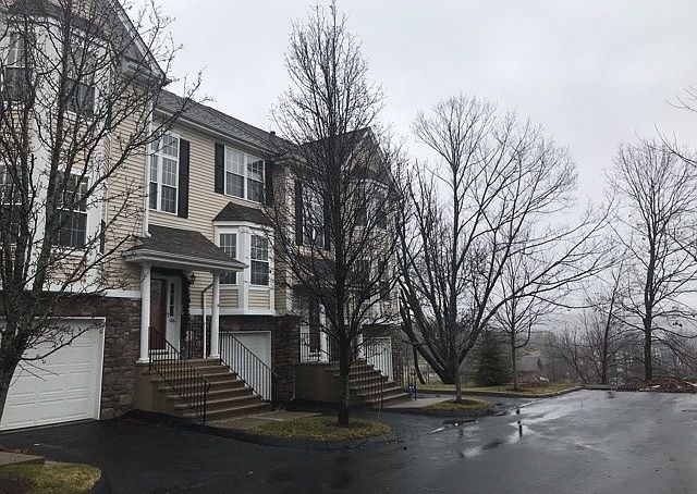 1807 Briar Woods Lane