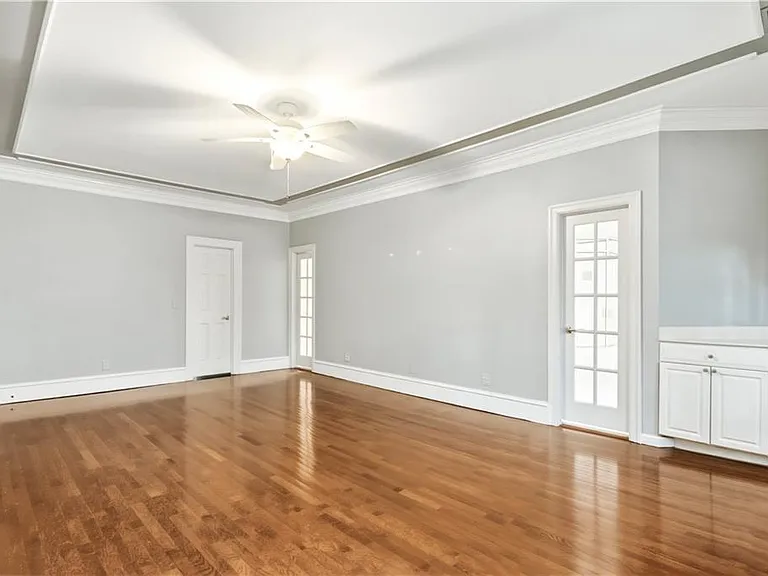 430 W Wesley Rd NW — Photo 51