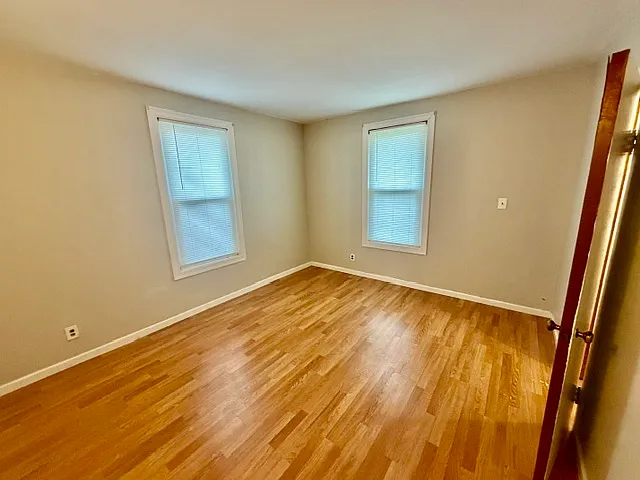 16 Byron St #1 — Photo 6