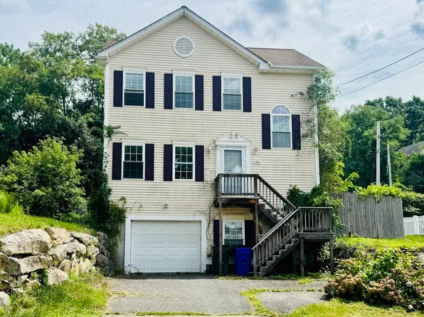 3841 N Main St, Fall River, MA 02720