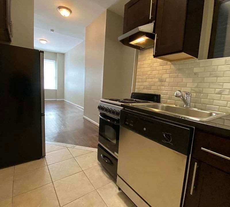 1st image of 509 E 81st St APT Gfw