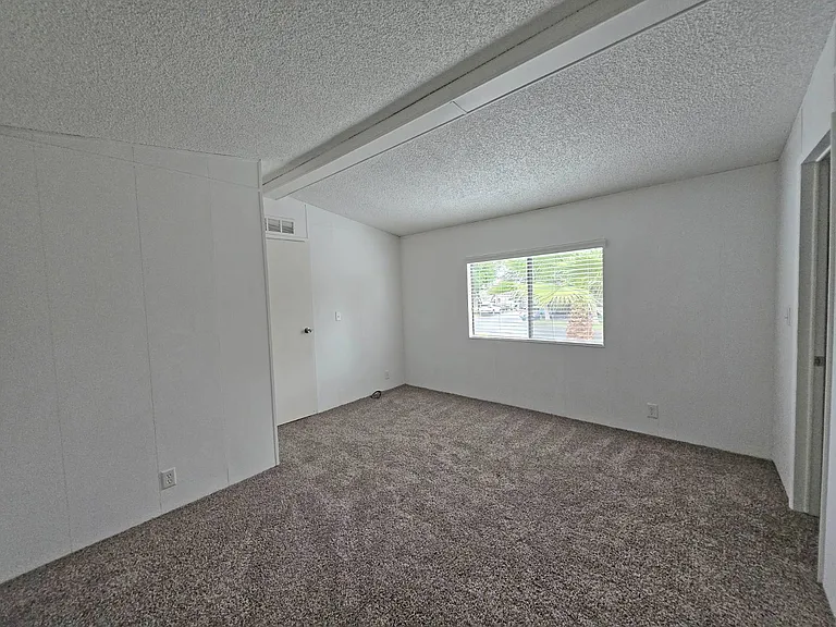 8633 E Brundage Ln #MH-2 — Photo 12