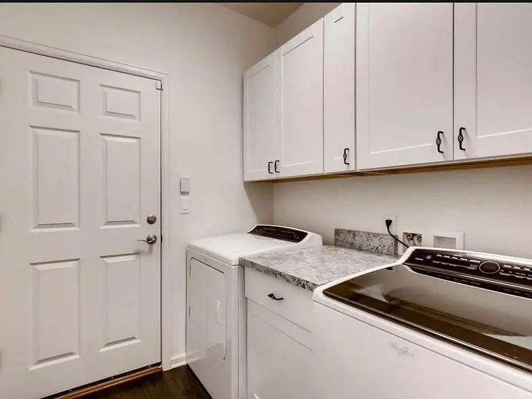 15172 E Batavia Pl — Photo 9