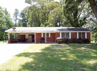 921 N Park Ave, Ashdown, AR 71822