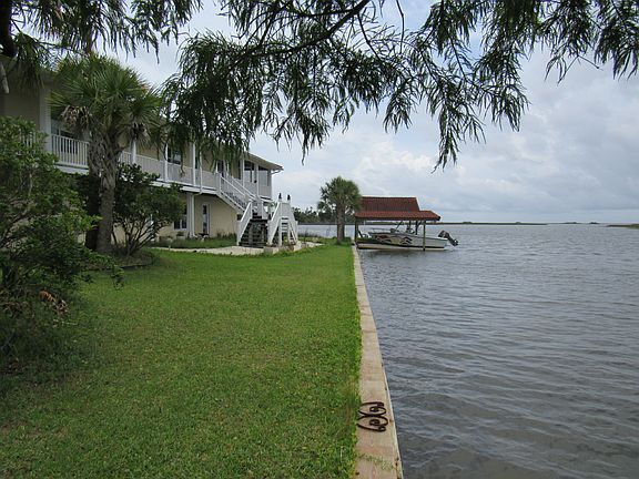 300 ft of seawall