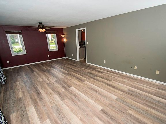 5th image of 3626 Oak Park Dr