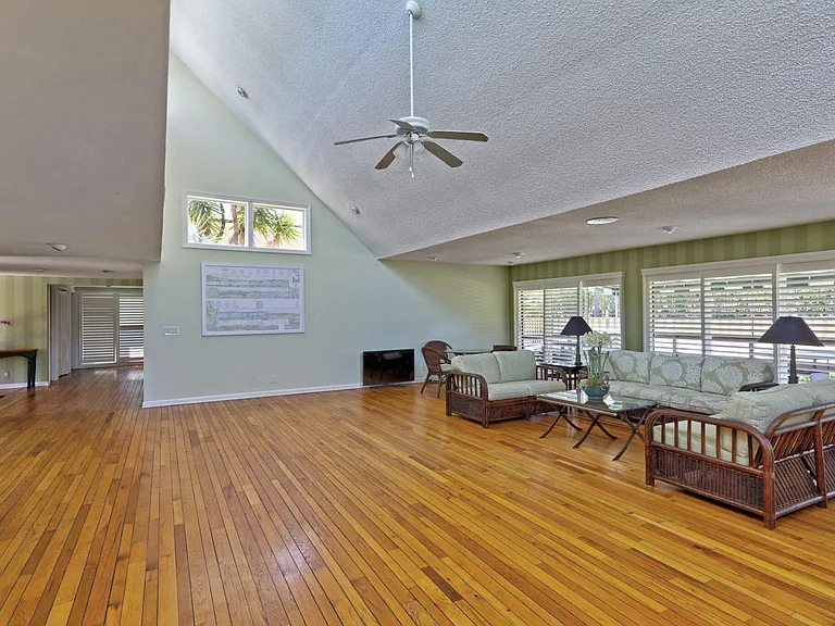 11354 Briarwood Pl — Photo 45