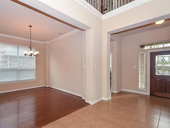 4th image of 27014 Downing Park Boulevard